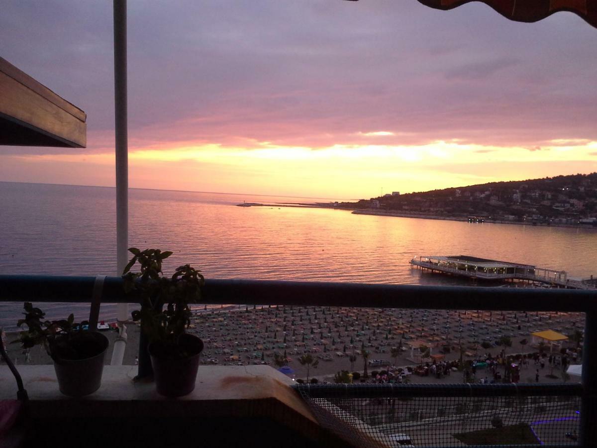 Nada Seaview Apartment Shëngjin Exteriör bild